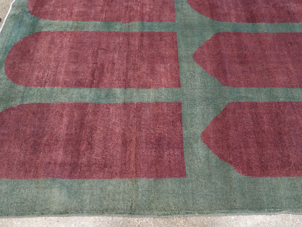 Vintage Turkish Art Deco Style Room Size Carpet, No.31516 - Staging