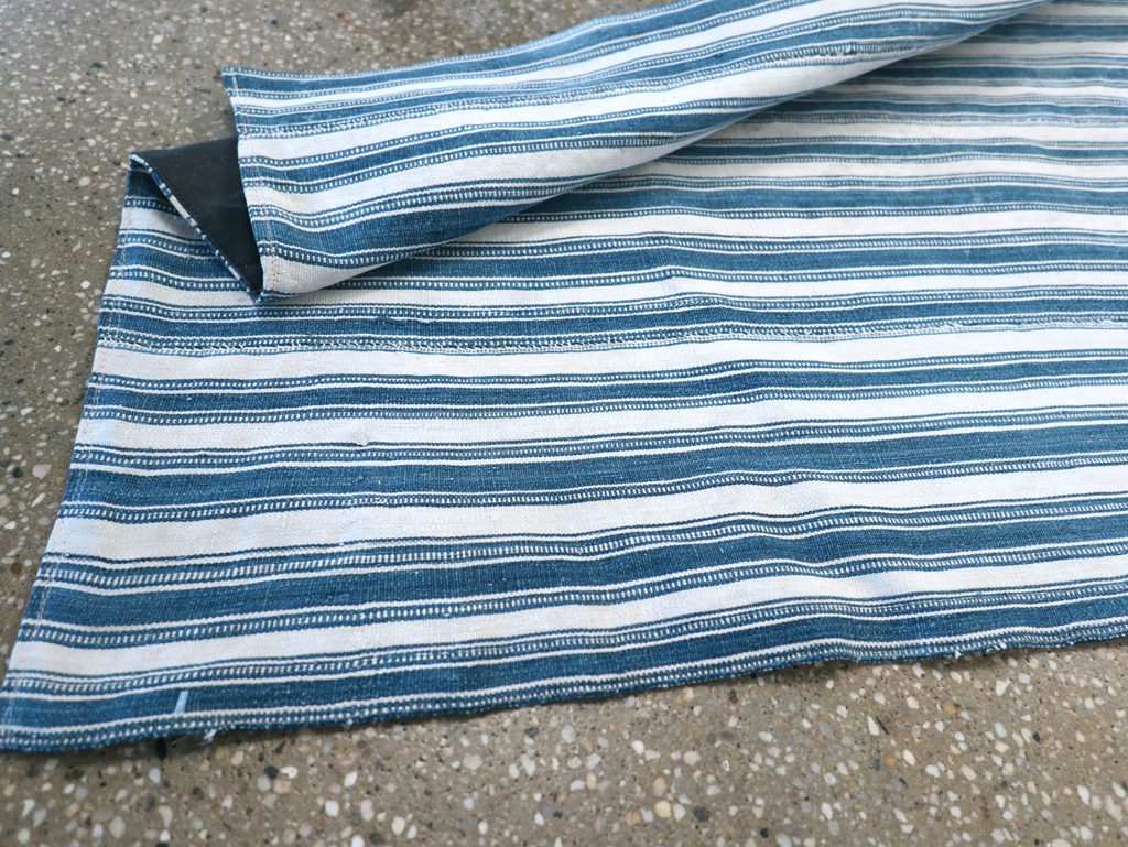 Vintage Persian Flatweave Kilim Throw Rug, No.31520 - Staging