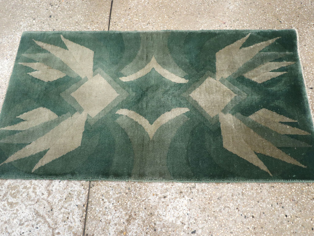 Vintage Chinese Art Deco Throw Rug, No.31525 - Staging