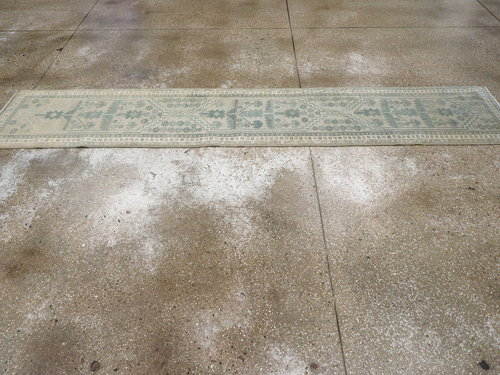 Vintage Turkish Anatolian Runner, No.31528 - Staging