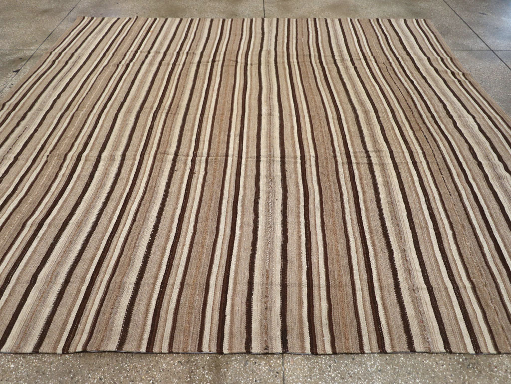 Vintage Turkish Flatweave Kilim Square Room Size Carpet, No.31529 - Staging