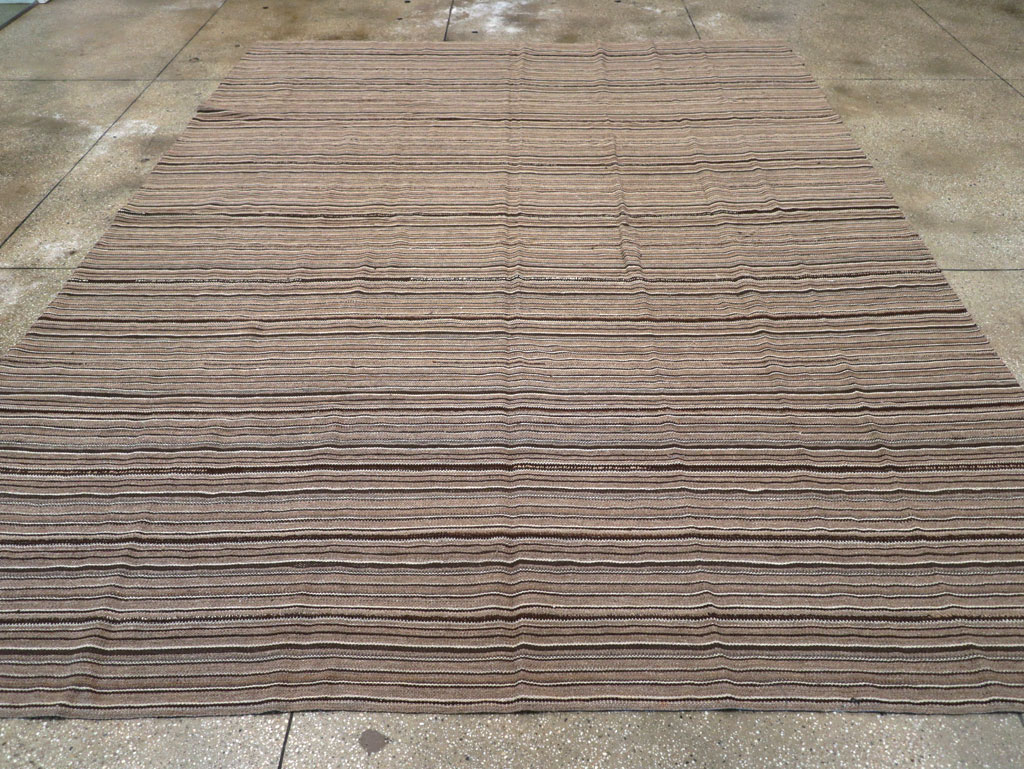 Vintage Turkish Flatweave Kilim Room Size Carpet, No.31530 - Staging