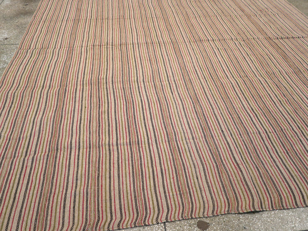 Vintage Turkish Flatweave Kilim Square Room Size Carpet, No.31534 - Staging