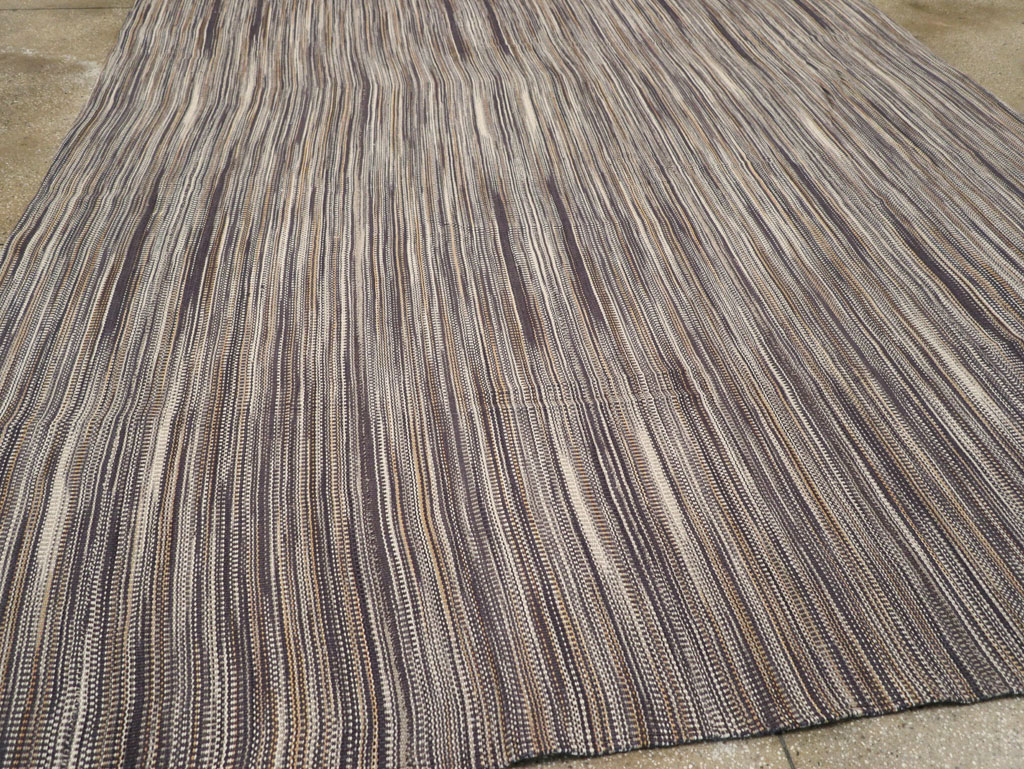 Modern Turkish Flatweave Kilim Room Size Carpet, No.31539 - Staging