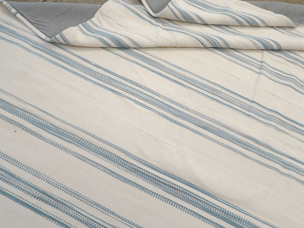 Modern Turkish Flatweave Room Size Carpet, No.31540 - Staging