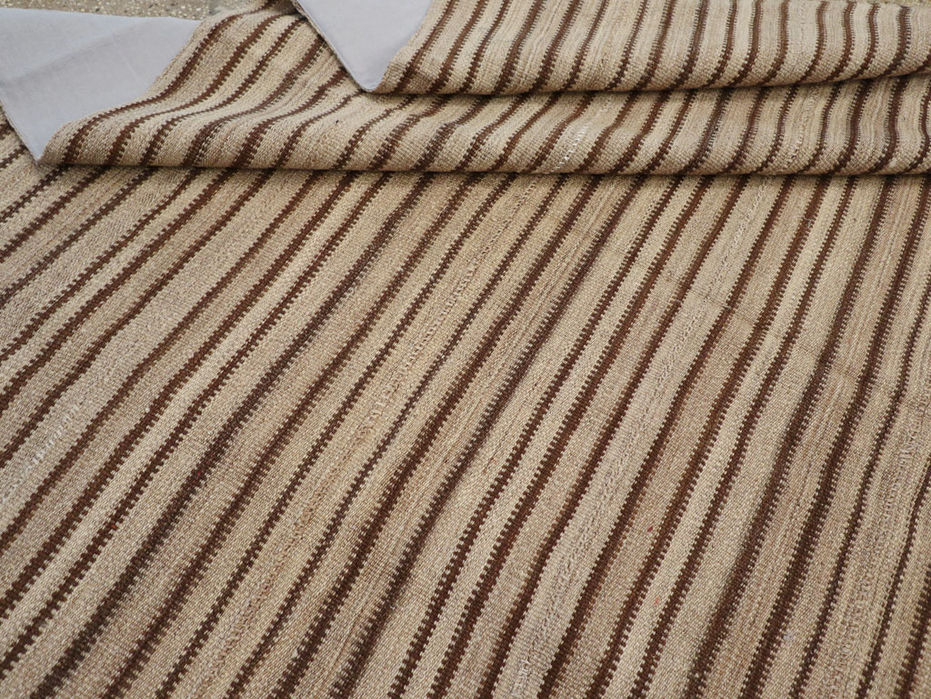 Vintage Turkish Flatweave Kilim Square Room Size Carpet, No.31549 - Staging