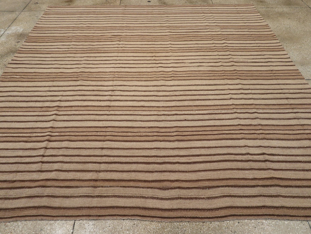 Vintage Turkish Flatweave Kilim Square Room Size Carpet, No.31550 - Staging