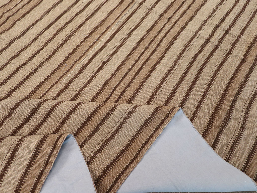 Vintage Turkish Flatweave Kilim Square Room Size Carpet, No.31550 - Staging