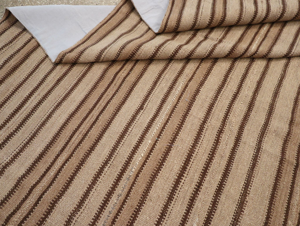 Vintage Turkish Flatweave Kilim Square Room Size Carpet, No.31550 - Staging