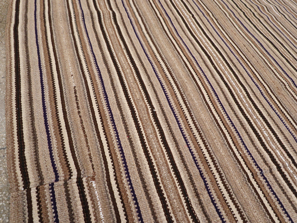 Vintage Turkish Flatweave Kilim Small Room Size Carpet, No.31551 - Staging