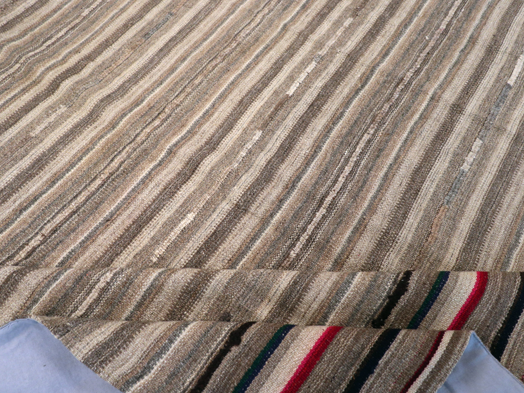 Vintage Turkish Flatweave Kilim Small Room Size Carpet, No.31553 - Staging