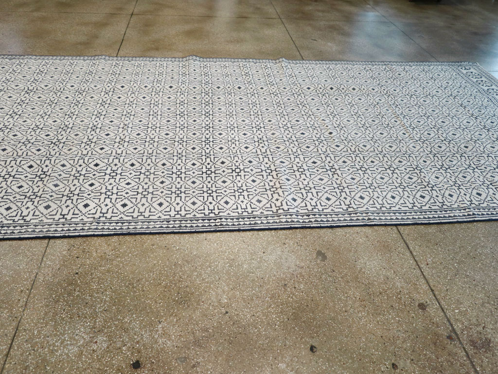 Vintage Persian Flatweave Long and Narrow Gallery Carpet, No.31554 - Staging