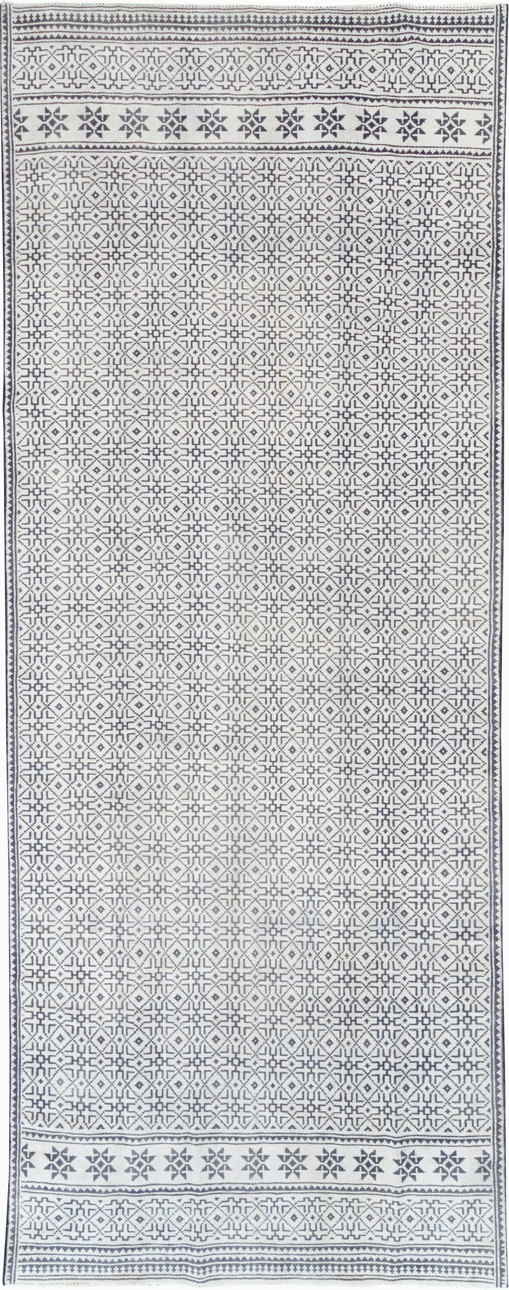 Vintage Persian Flatweave Gallery Carpet, No.31556 - Staging