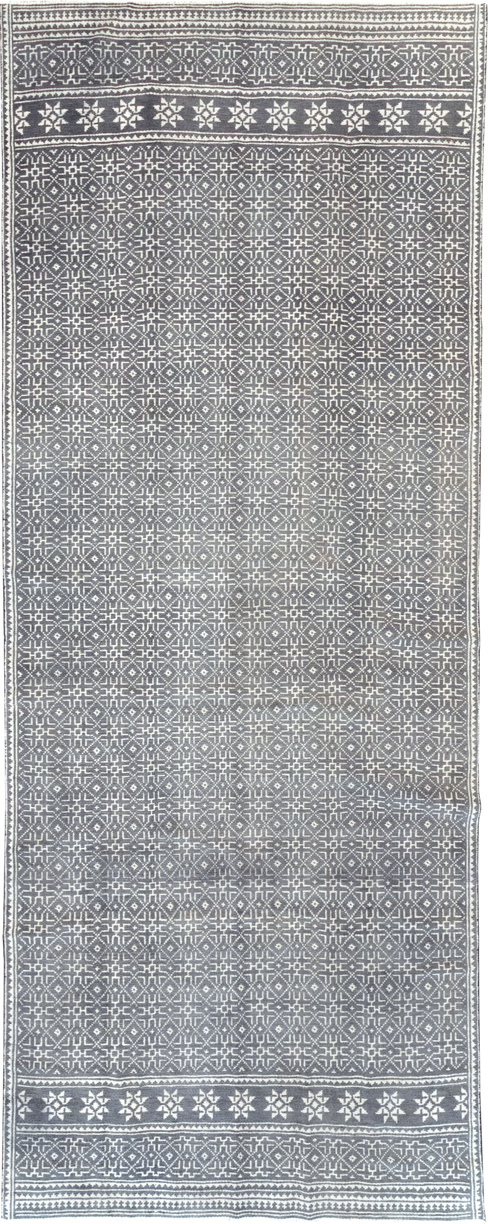 Vintage Persian Flatweave Gallery Carpet, No.31556 - Staging