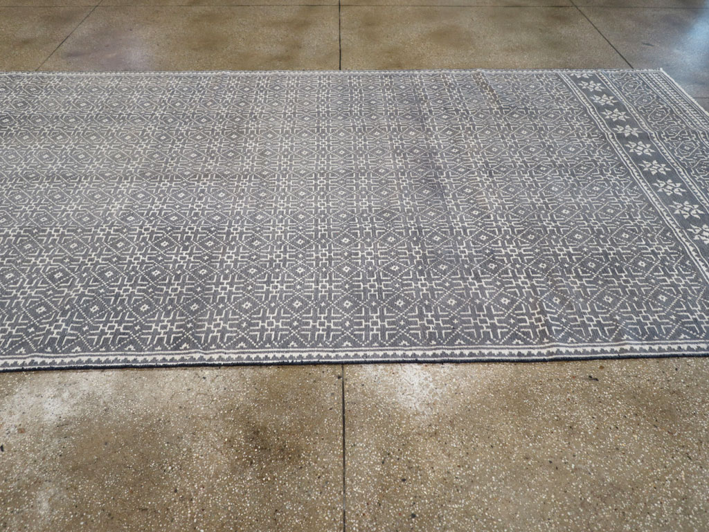 Vintage Persian Flatweave Gallery Carpet, No.31556 - Staging
