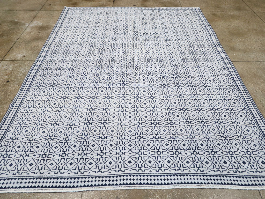 Vintage Persian Flatweave Room Size Carpet, No.31558 - Staging