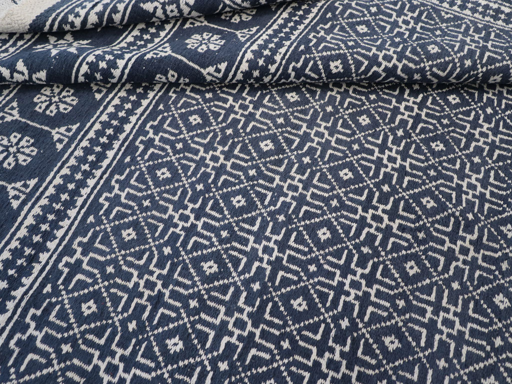 Vintage Persian Flatweave Kilim Large Carpet, No.31559 - Staging