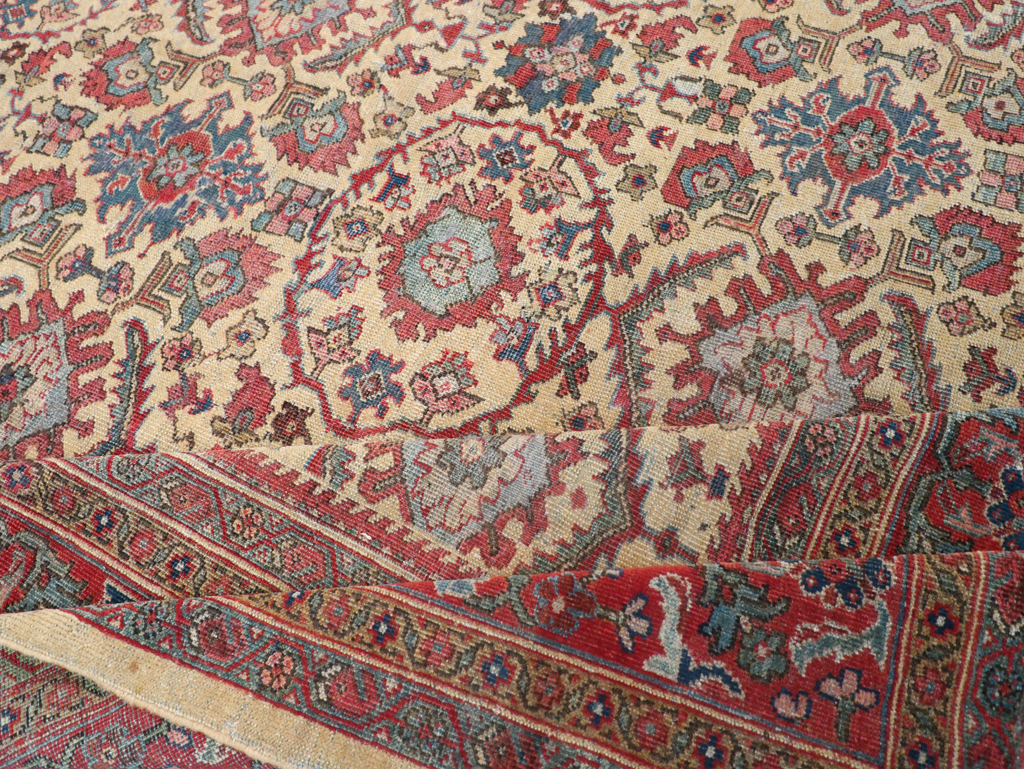 Antique Persian Mahal Carpet, No.31576 - Staging