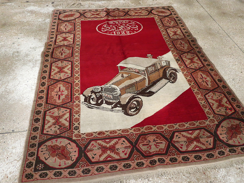 Vintage Persian Sivas Pictorial Accent Rug, No.31579 - Staging