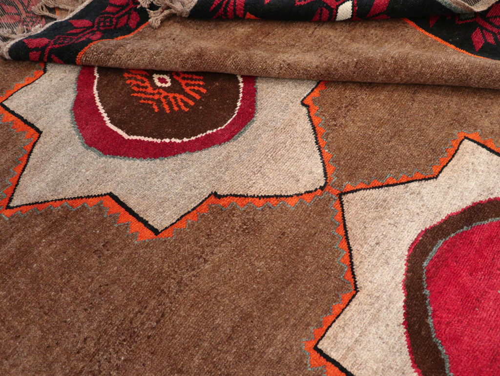 Vintage Turkish Anatolian Tribal Room Size Carpet, No.31584 - Staging