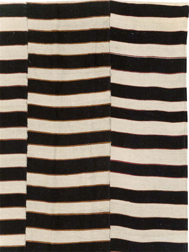 Modern Turkish Flatweave Kilim Room Size Carpet, No.31595 - Staging