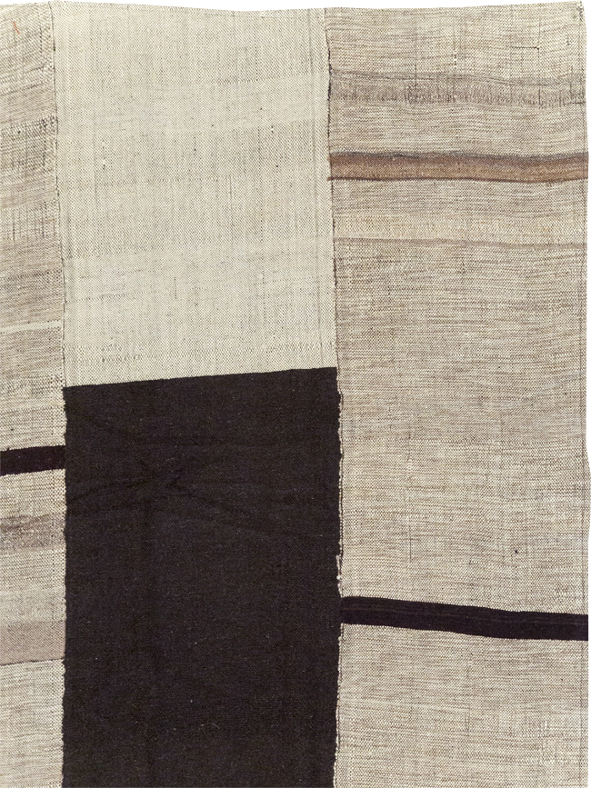 Modern Turkish Flatweave Kilim Square Room Size Carpet, No.31599 - Staging