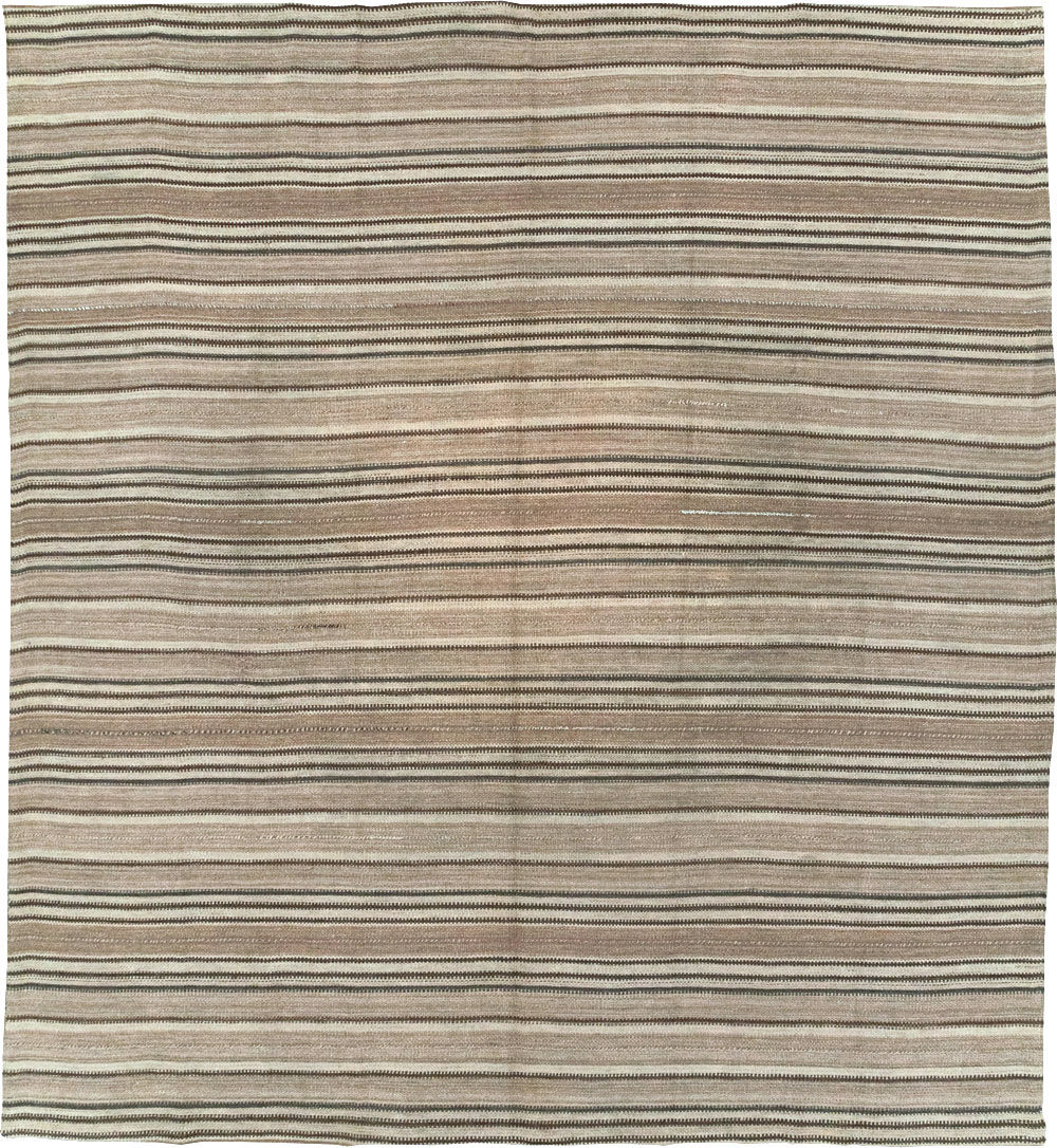 Vintage Turkish Flatweave Kilim Room Size Carpet, No.31606 - Staging