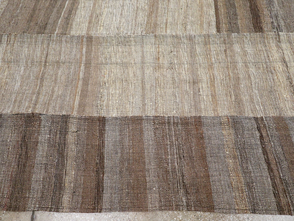 Modern Turkish Flatweave Room Size Carpet, No.31607 - Staging