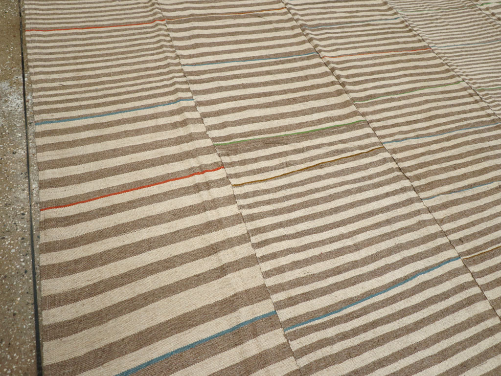 Modern Turkish Flatweave Kilim Large Carpet, No.31608 - Staging