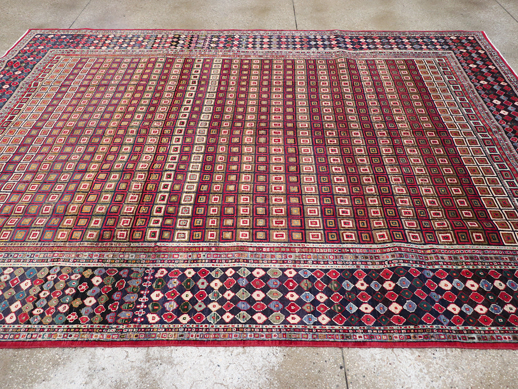 Vintage Persian Tabriz Room Size Carpet, No.31610 - Staging