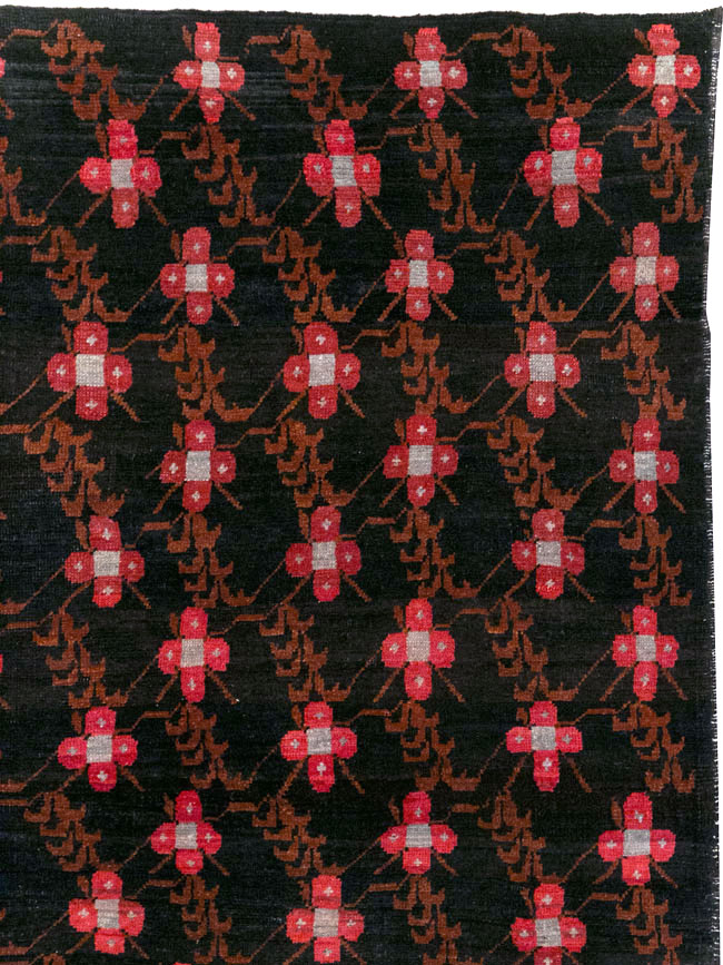 Vintage Turkish Anatolian Small Room Size Carpet, No.31613 - Staging