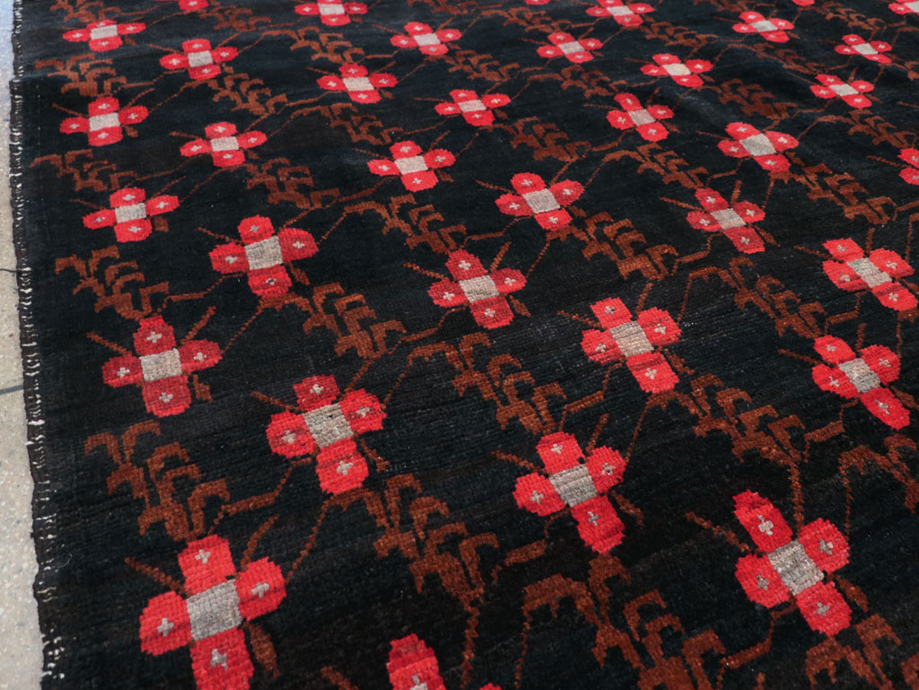 Vintage Turkish Anatolian Small Room Size Carpet, No.31613 - Staging