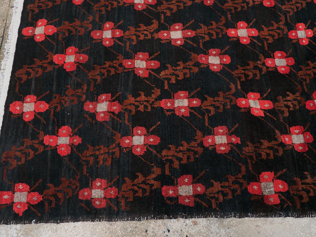 Vintage Turkish Anatolian Small Room Size Carpet, No.31613 - Staging