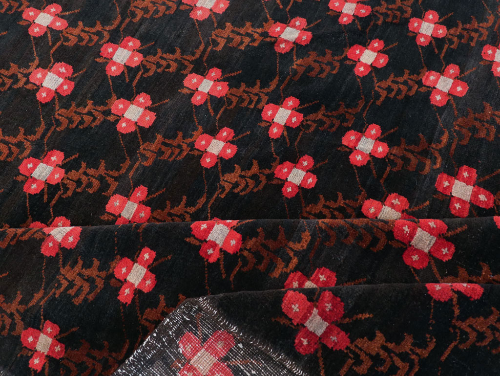 Vintage Turkish Anatolian Small Room Size Carpet, No.31613 - Staging