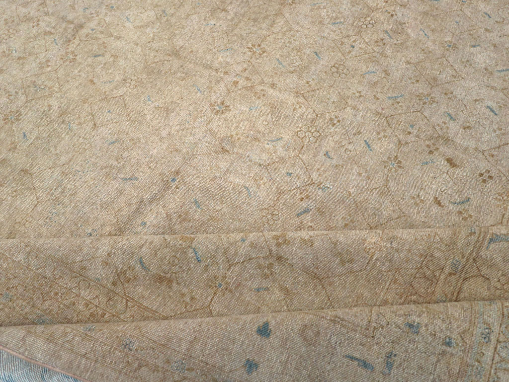 Vintage Persian Mahal Room Size Carpet, No.31619 - Staging