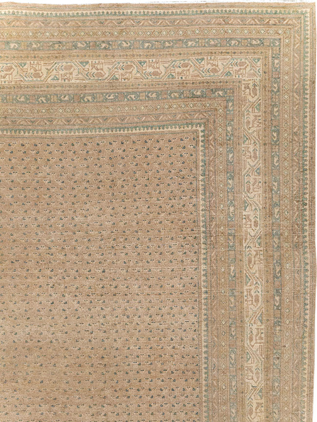 Distressed Style Vintage Persian Mahal Room Size Carpet, No.31622 - Staging