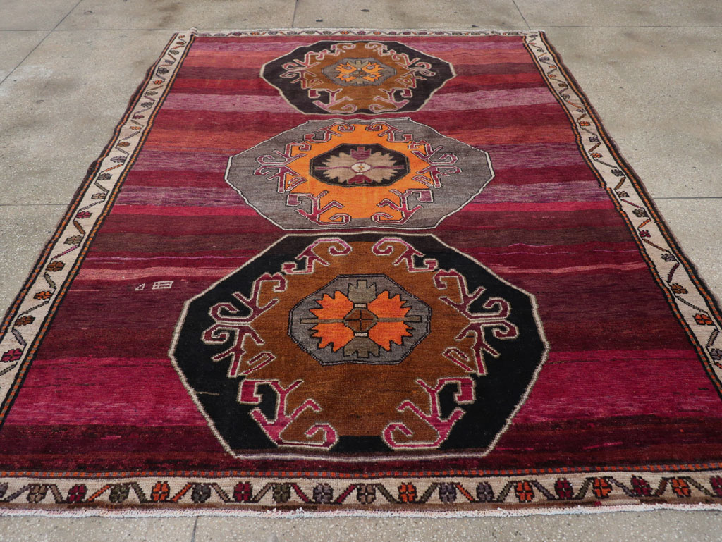 Vintage Turkish Anatolian Small Tribal Room Size Carpet, No.31629 - Staging