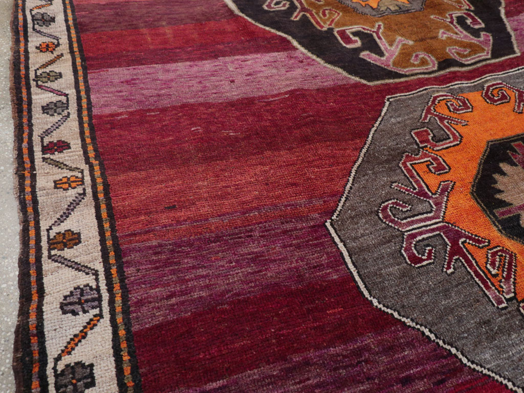Vintage Turkish Anatolian Small Tribal Room Size Carpet, No.31629 - Staging