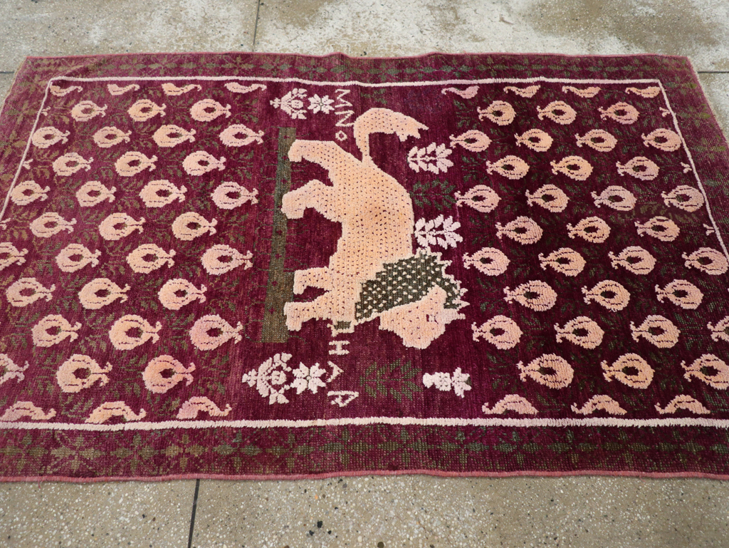 Vintage Pictorial Cotton Agra Rug, No.31638 - Staging