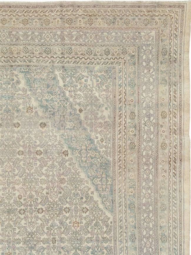Vintage Persian Bibikabad Large Carpet, No.31640 - Staging