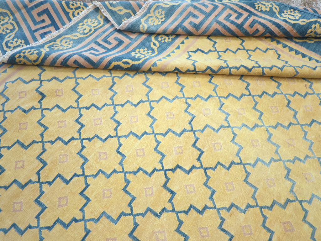 Vintage Indian Flatweave Dhurrie Large Room Size Carpet, No.31642 - Staging