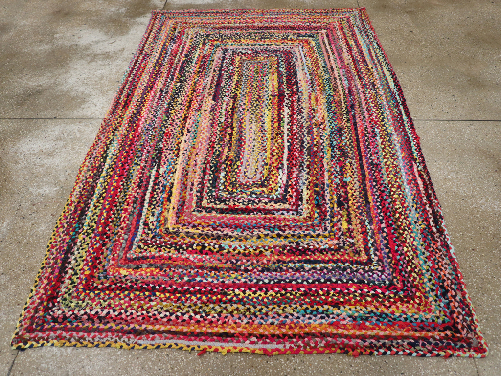 Vintage American Braided Accent Rug, No.31643 - Staging