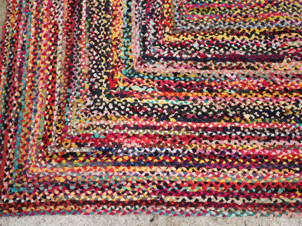 Vintage American Braided Accent Rug, No.31643 - Staging