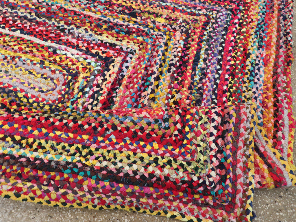 Vintage American Braided Accent Rug, No.31643 - Staging