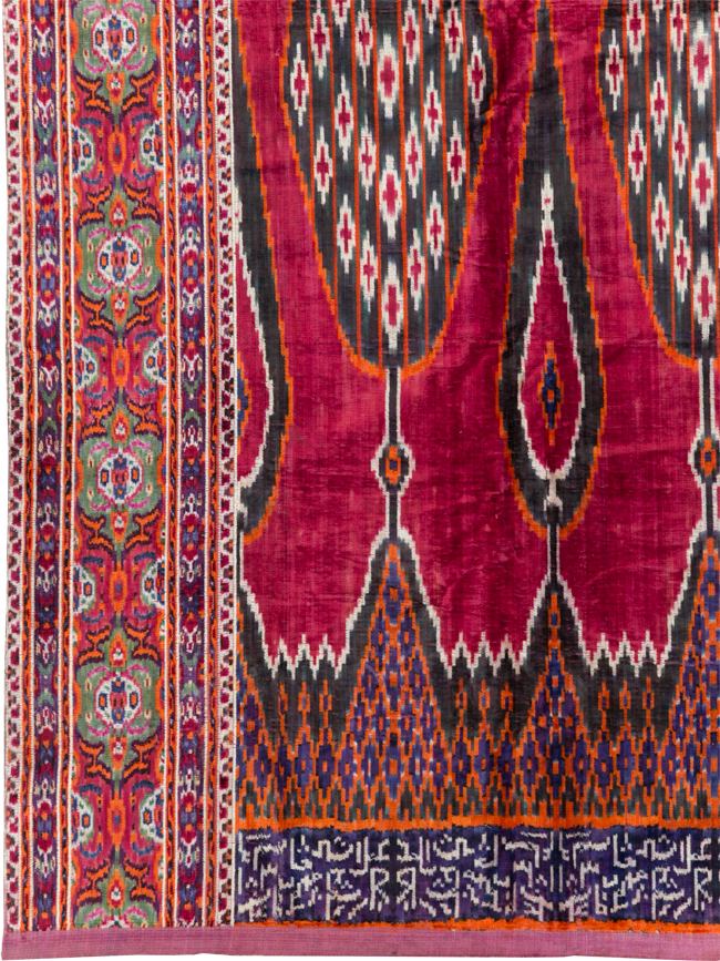 Antique Persian Yazd Silk Textile, No.31644 - Staging