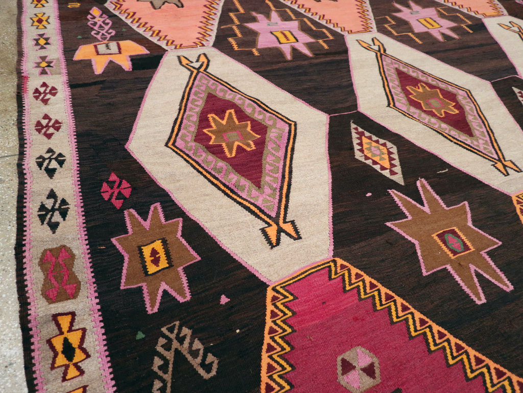 Vintage Turkish Flatweave Kilim Room Size Carpet, No.31648 - Staging