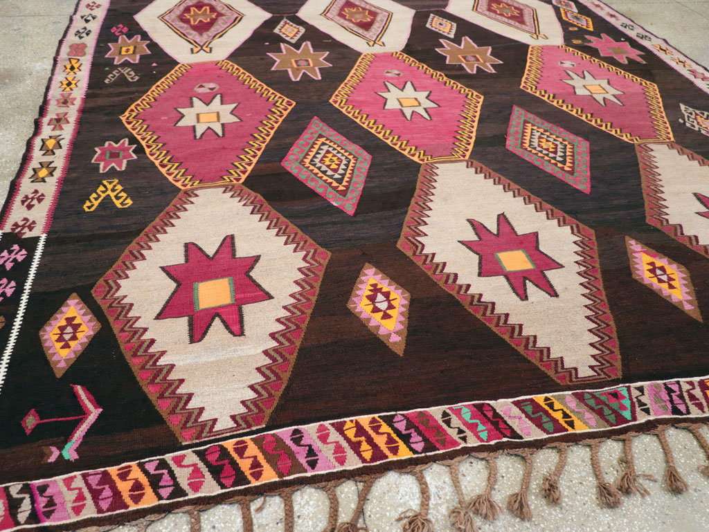 Vintage Turkish Flatweave Kilim Room Size Carpet, No.31648 - Staging