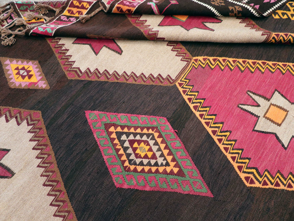 Vintage Turkish Flatweave Kilim Room Size Carpet, No.31648 - Staging