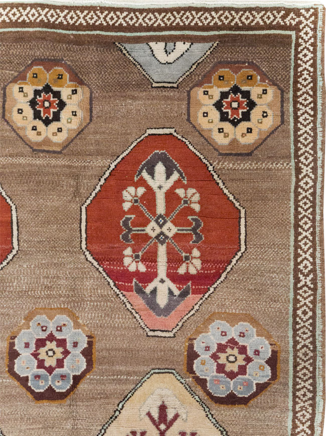 Vintage Turkish Anatolian Tribal Room Size Carpet, No.31649 - Staging