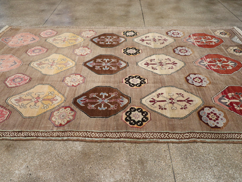 Vintage Turkish Anatolian Tribal Room Size Carpet, No.31649 - Staging